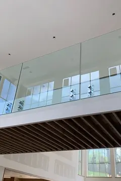 A custom glass panel railing created by Glass Doctor of Nashville.